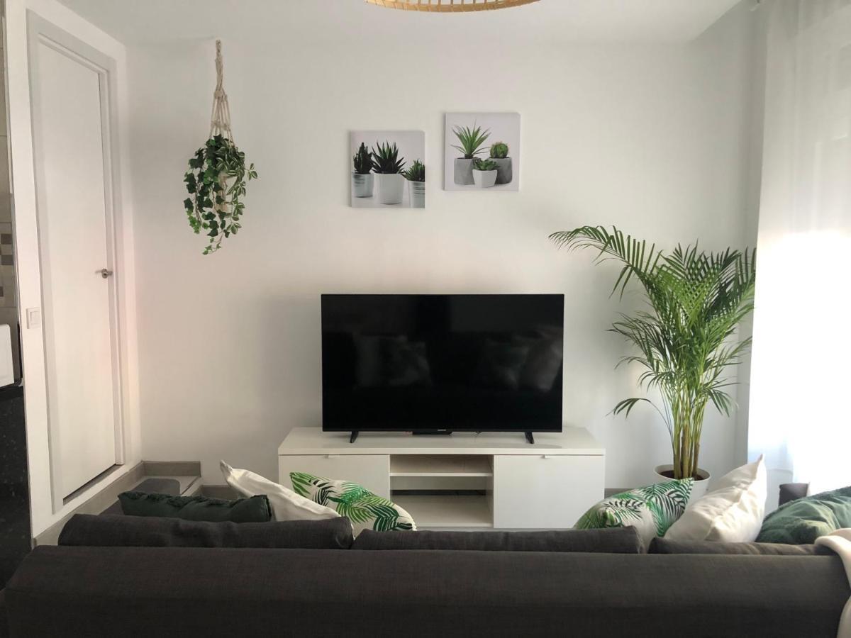 Como En Casa Appartement Parla Buitenkant foto